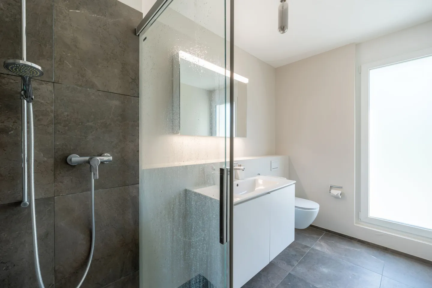 Rêve de Vie - Appartement de Jardin Exclusif 3½ Pièces dans un Emplacement Privilégié! - Photo 7 sur 11