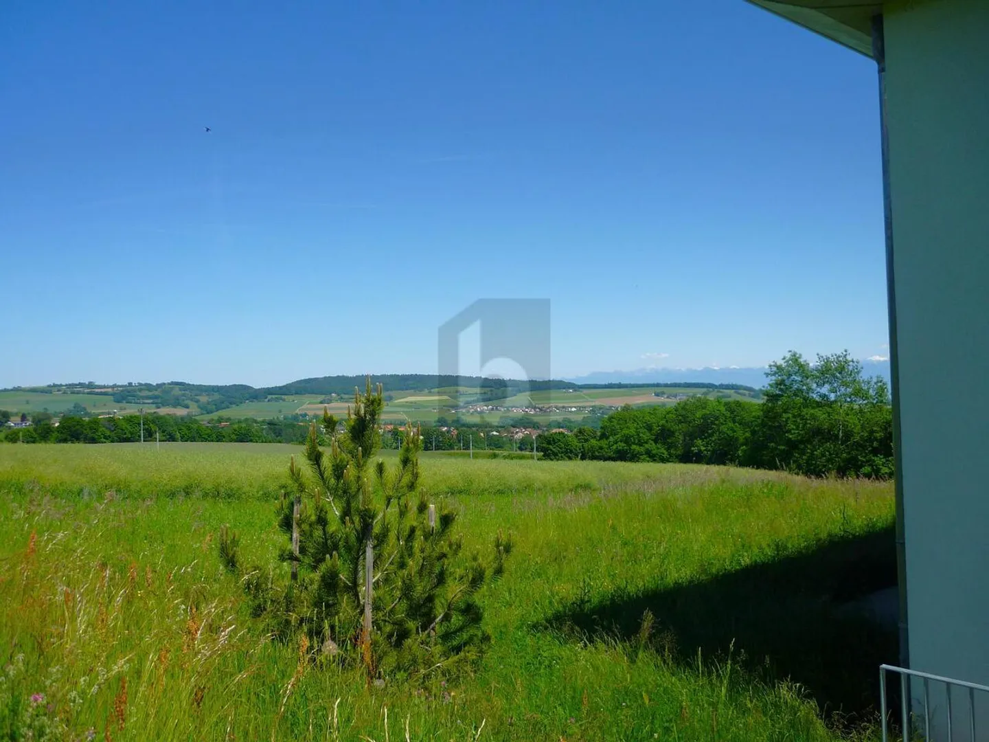 NEW VILLA: 4 BEDROOMS + ONE INDEPENDENT ROOM - Photo 4 of 6