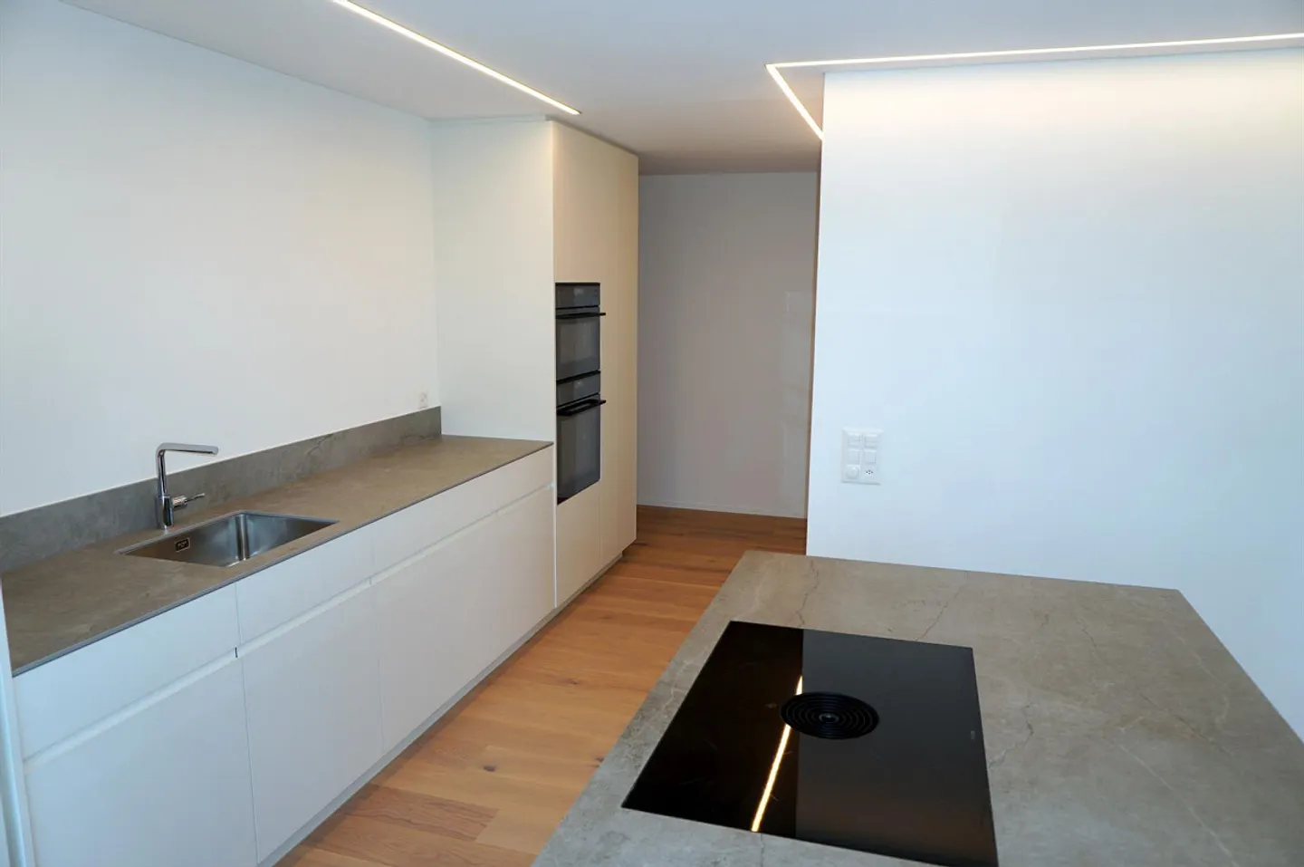 Ampio appartamento di 3½ locali a Engelburg - Foto 4 di 13