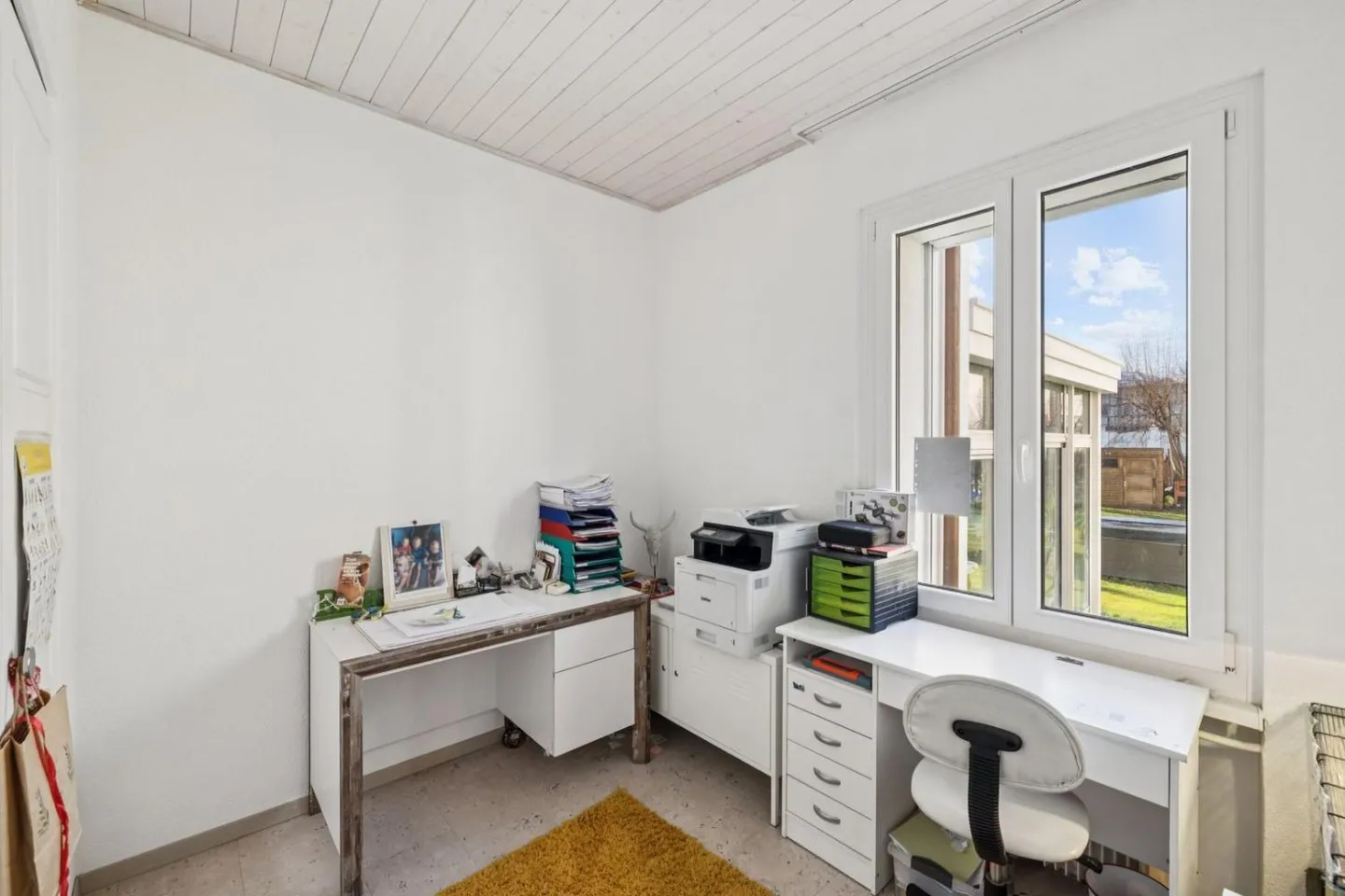 Large character house with swimming pool and jacuzzi - Photo 12 of 13