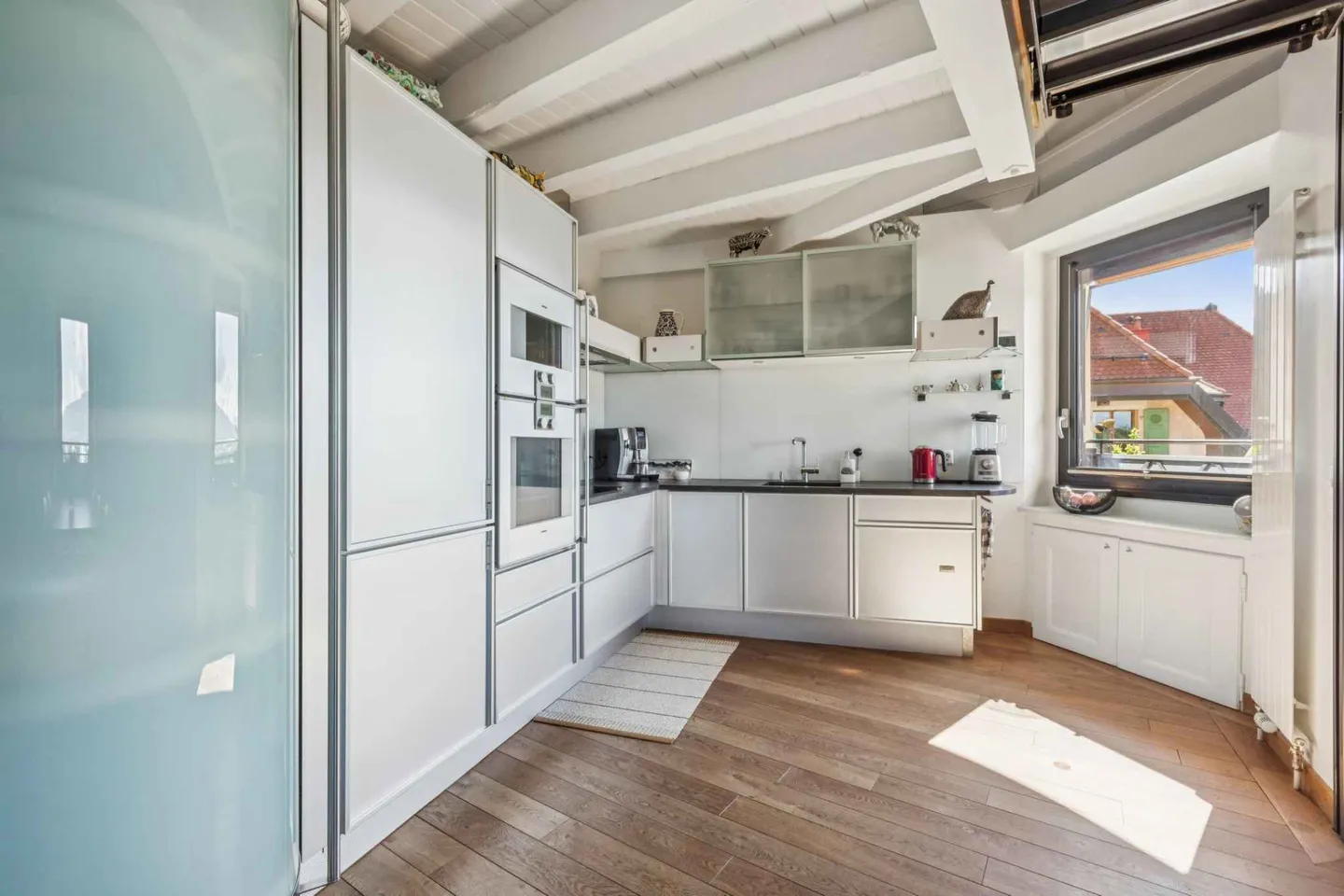 En exclusivité :                                                                                                                                            Duplex avec vue sur le Rhône - Foto 6 von 12
