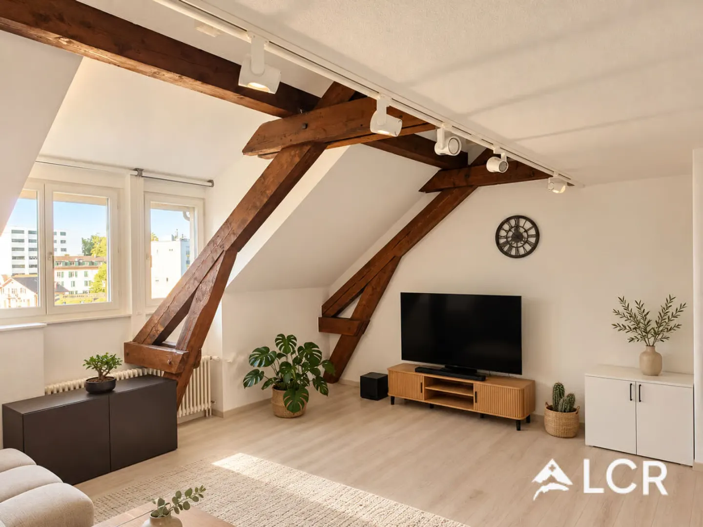 Bellissimo duplex parzialmente arredato di 3,5 locali a Losanna - Foto 1 di 13