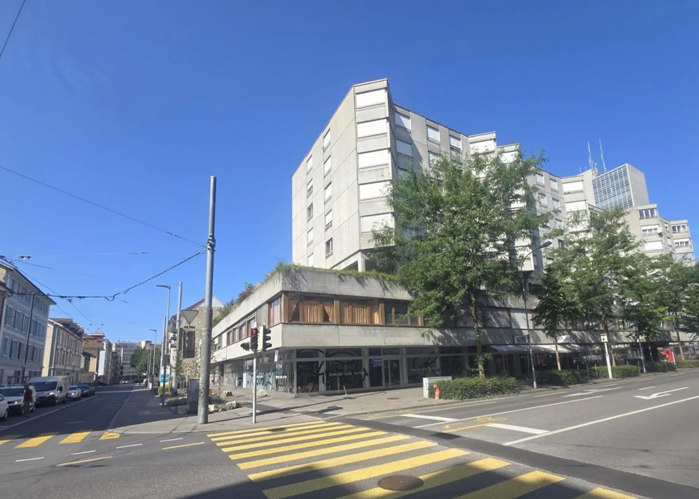 Helle Büroräume an zentraler Lage in Biel  ideal für Praxis, Agentu... - Foto 1 von 4