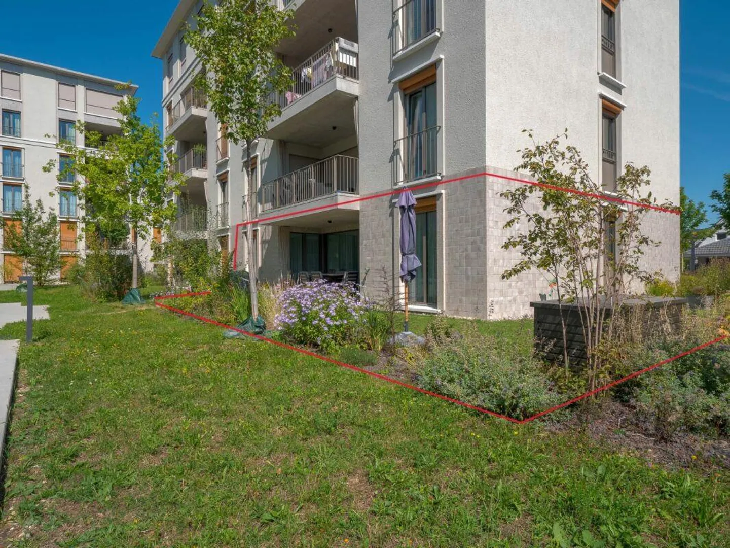 Appartamento giardino 4.5 stanze nuovo in una posizione centrale e tranquilla - Foto 1 di 13