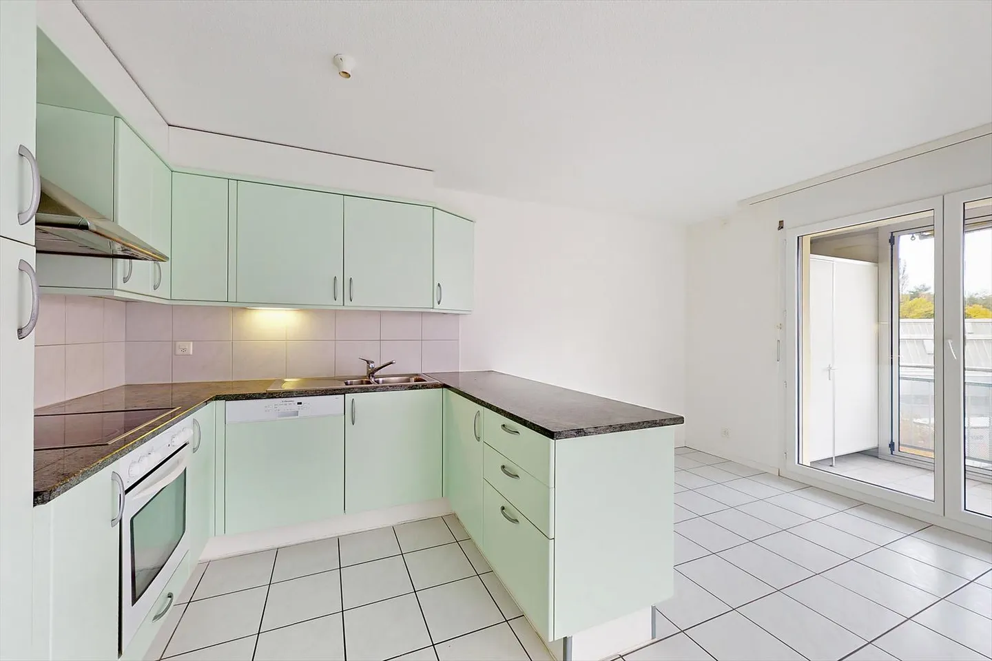 Your new home is waiting for you! - Photo 4 of 6