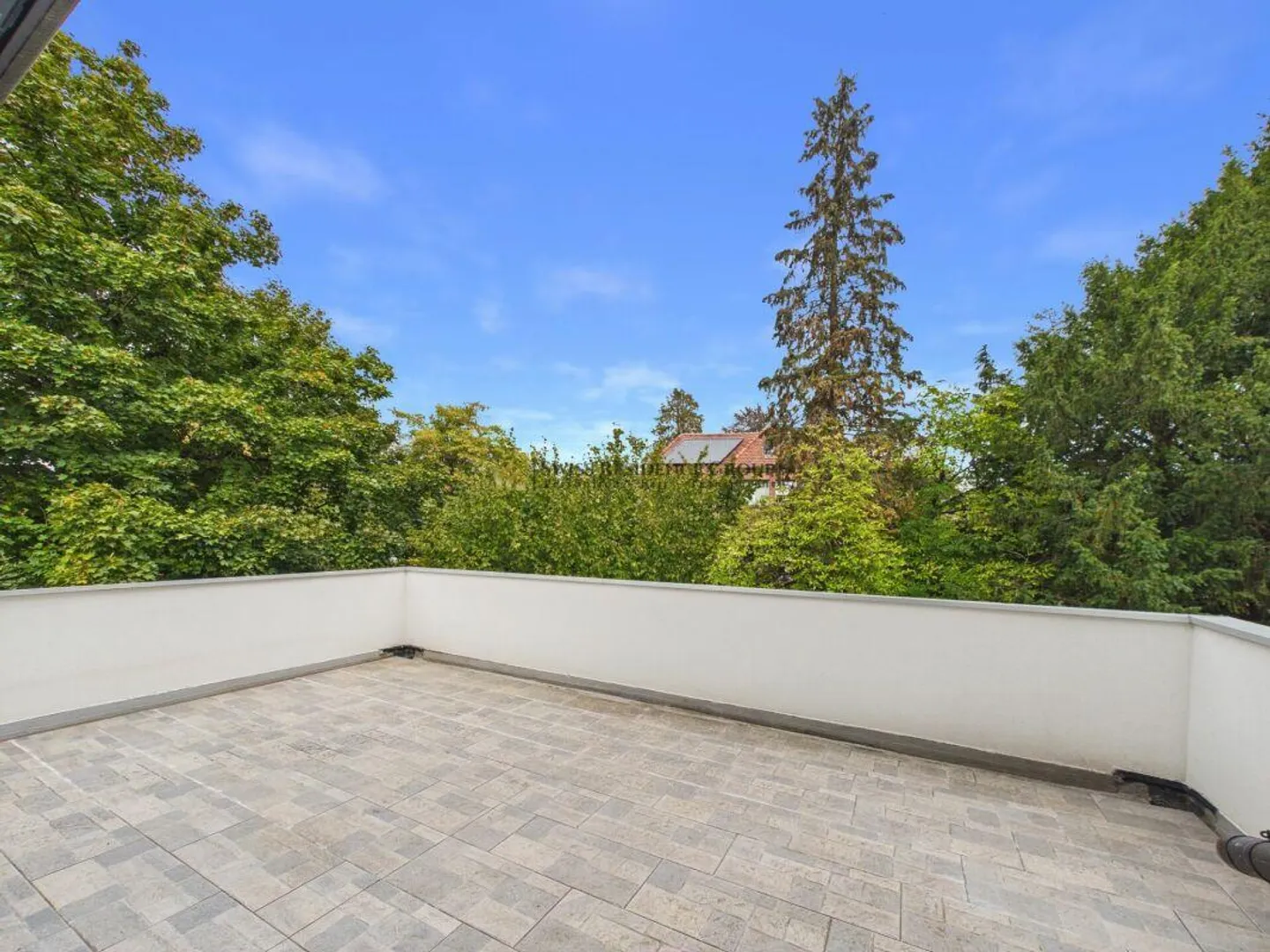 Vielseitige 9.5-Zimmer-Villa - Foto 22 von 30
