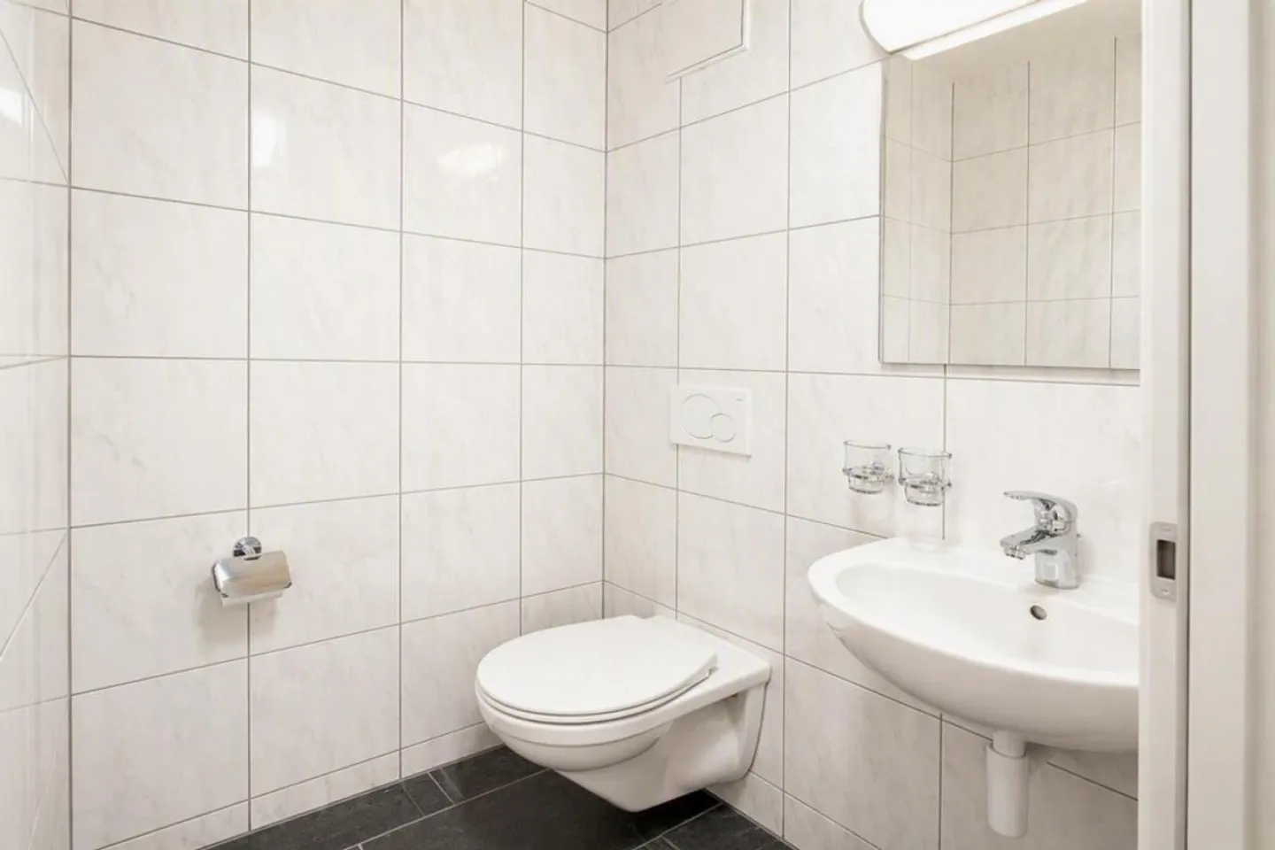 Bright apartment in a family-friendly environment - Photo 7 of 8