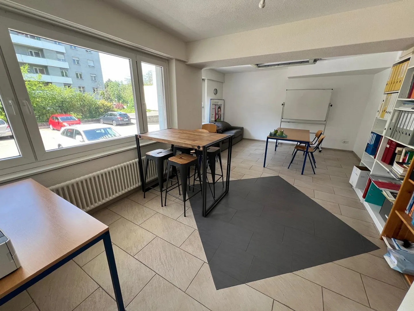 Bureau/Salles de formation près de la gare de Zurich Oerlikon - Photo 2 sur 10