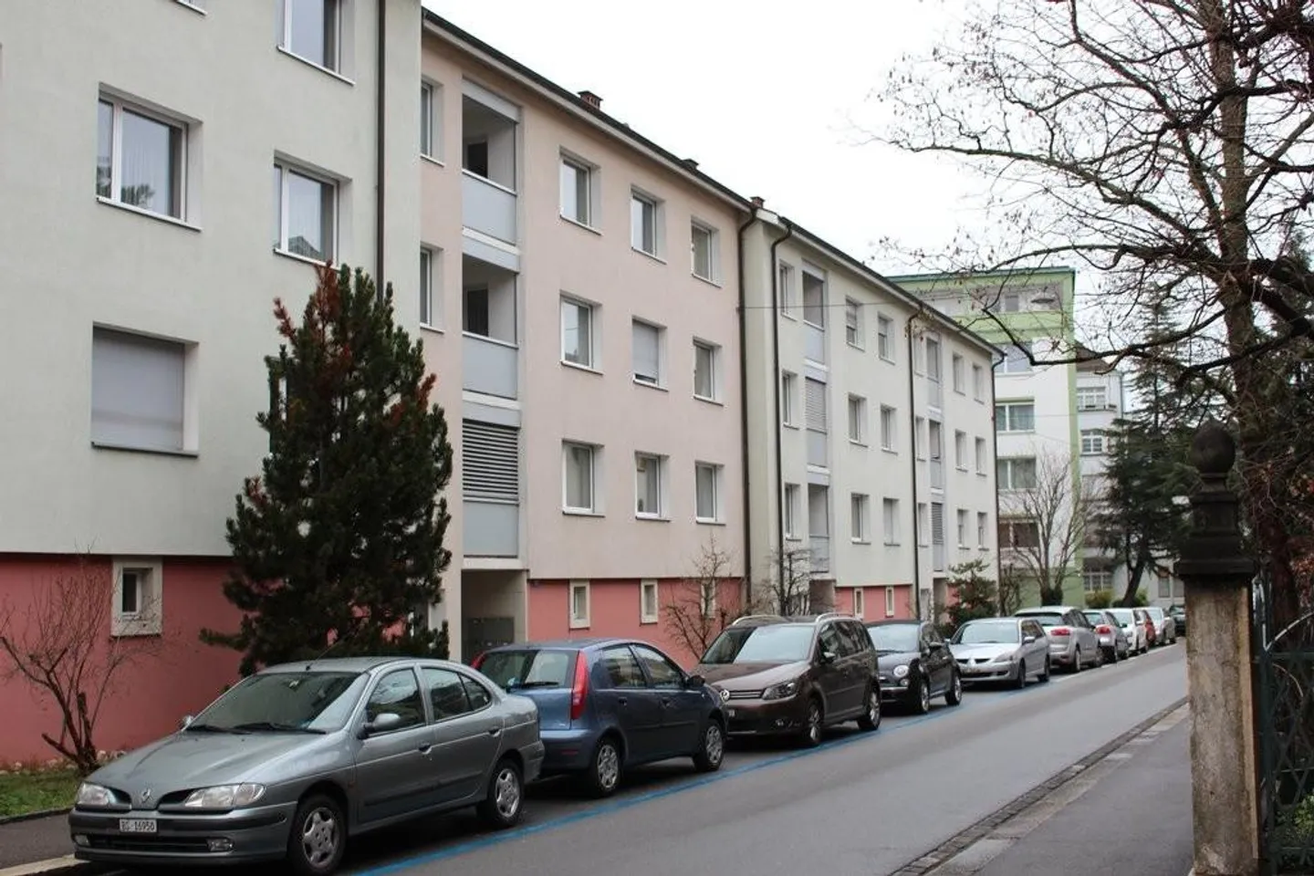 Appartamento in città in una tranquilla strada laterale - Foto 1 di 6