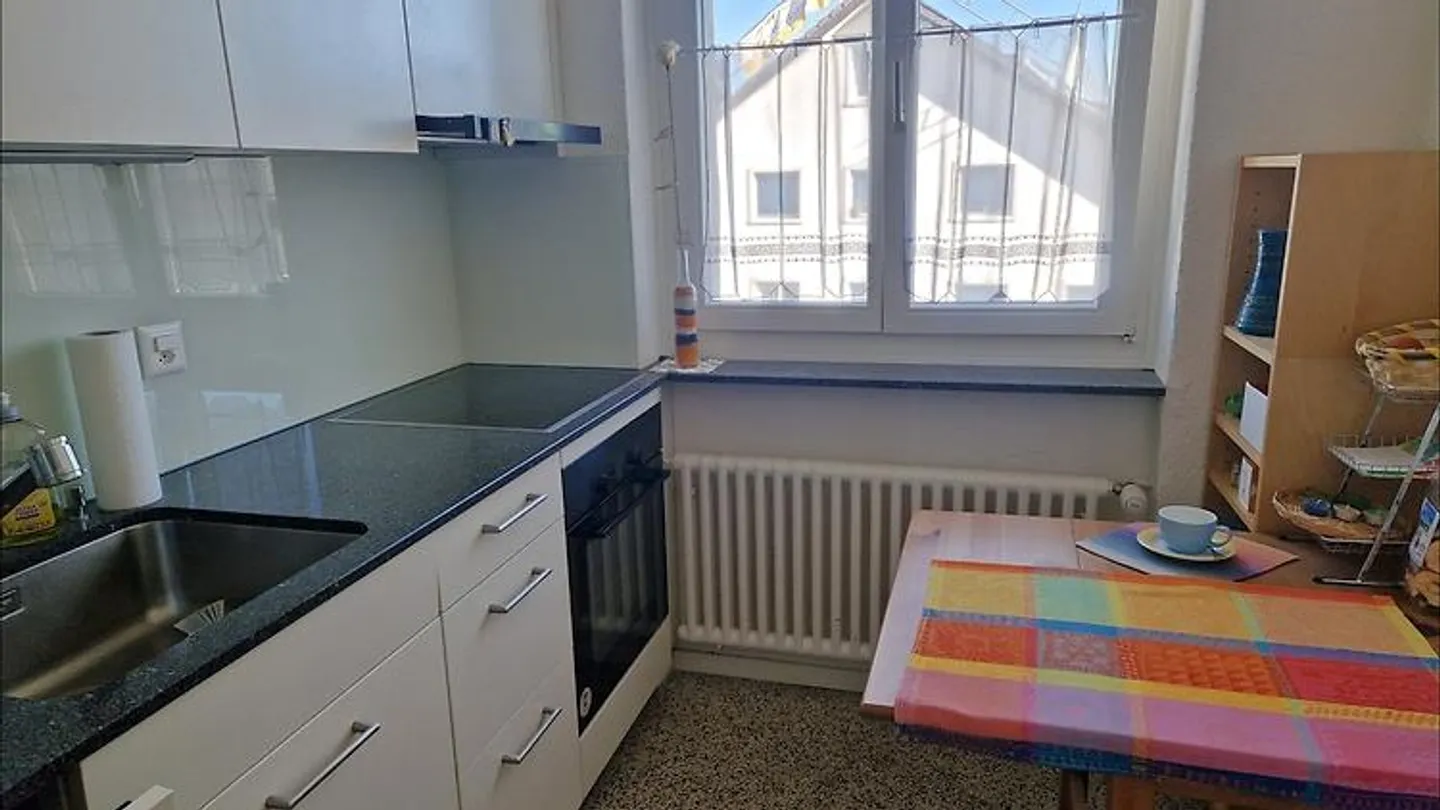 Helle 3-Zimmer-Wohnung in Urdorf - Foto 3 von 7