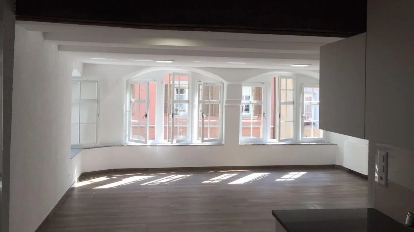 Modernisiertes 4-Parteien-MFH – vollvermietet & effizient - Foto 6 von 8