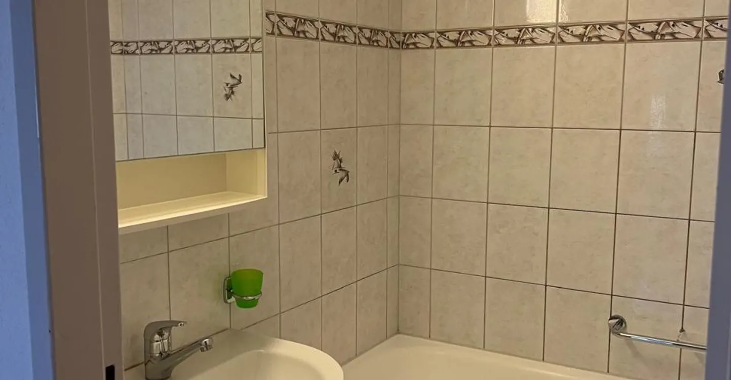 Bright 4.5-room apartment with a view in La Neuveville - Photo 6 of 9