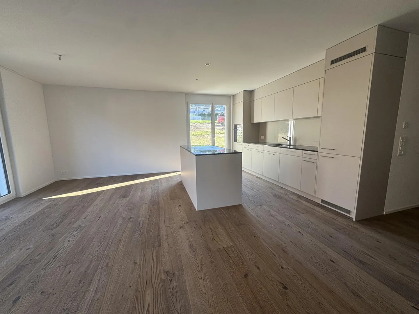 First occupancy with garden in Reinach AG - Photo 3 of 15