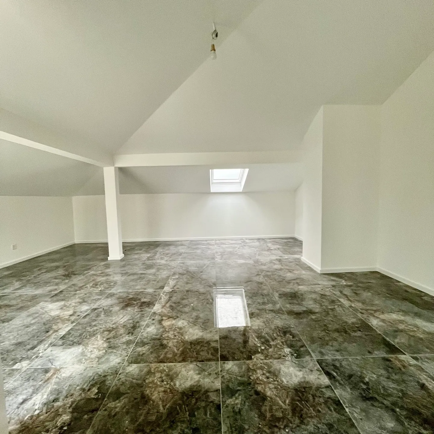 Appartamento in affitto - Foto 3 di 8