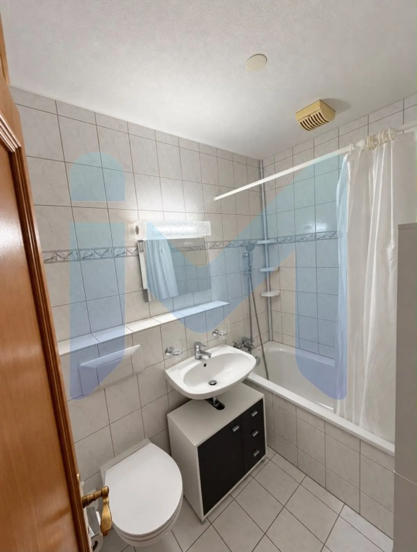 Leukerbad - 2.5 rooms with balcony, mountain view and covered parking - Photo 4 of 12