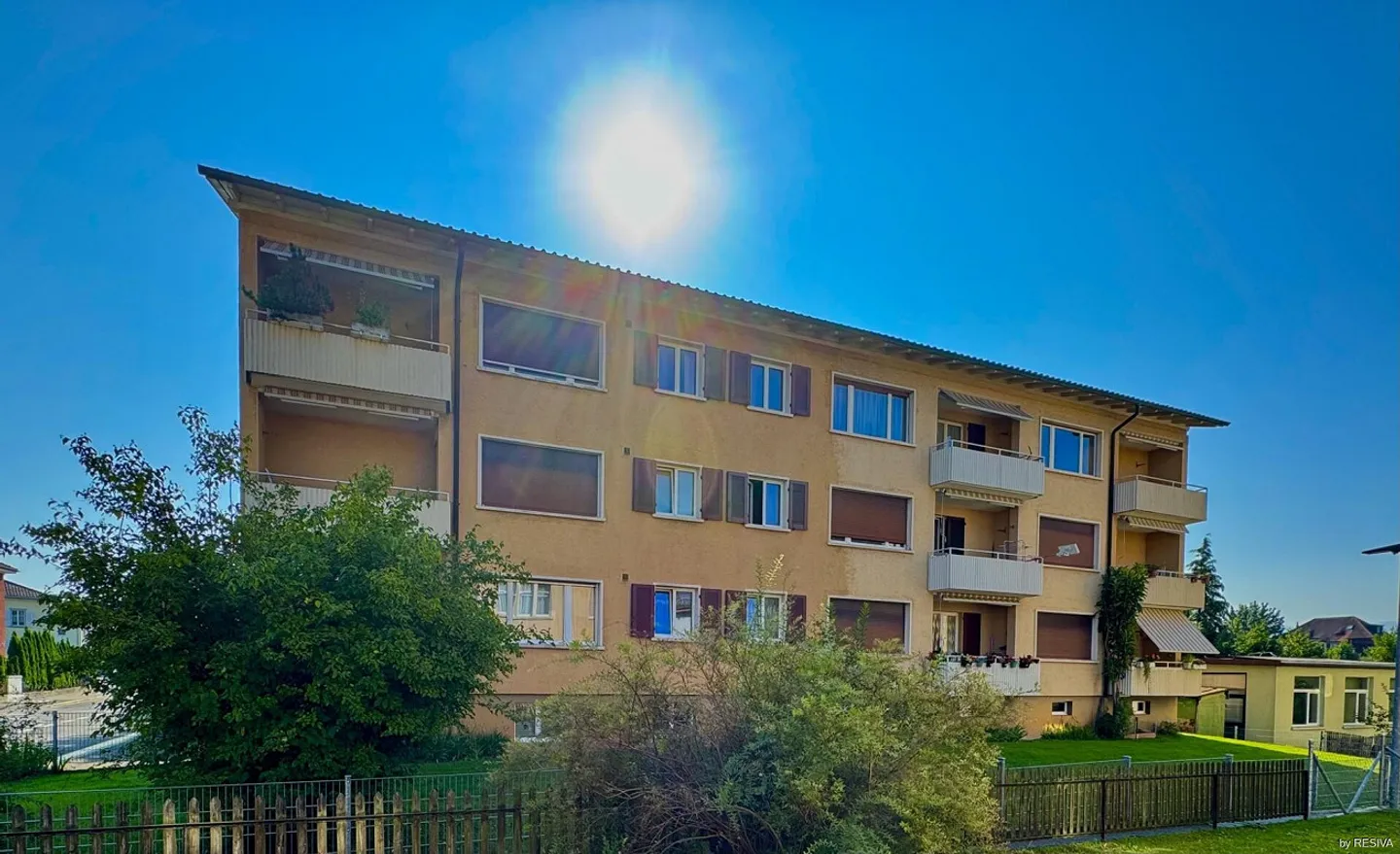 3-room apartment with cozy balcony - Photo 1 of 6