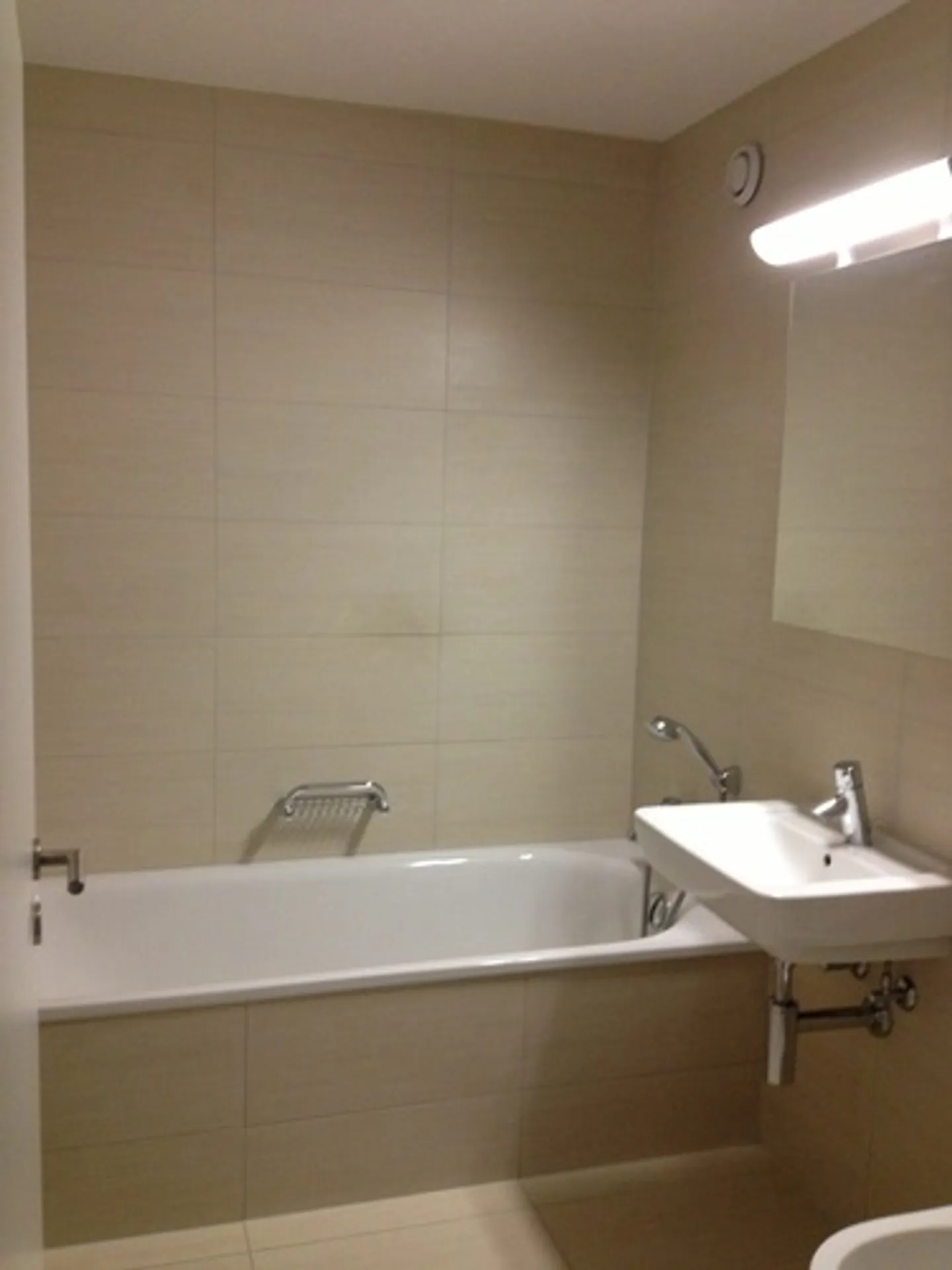 Appartement 3.5 pièces - Photo 3 sur 4