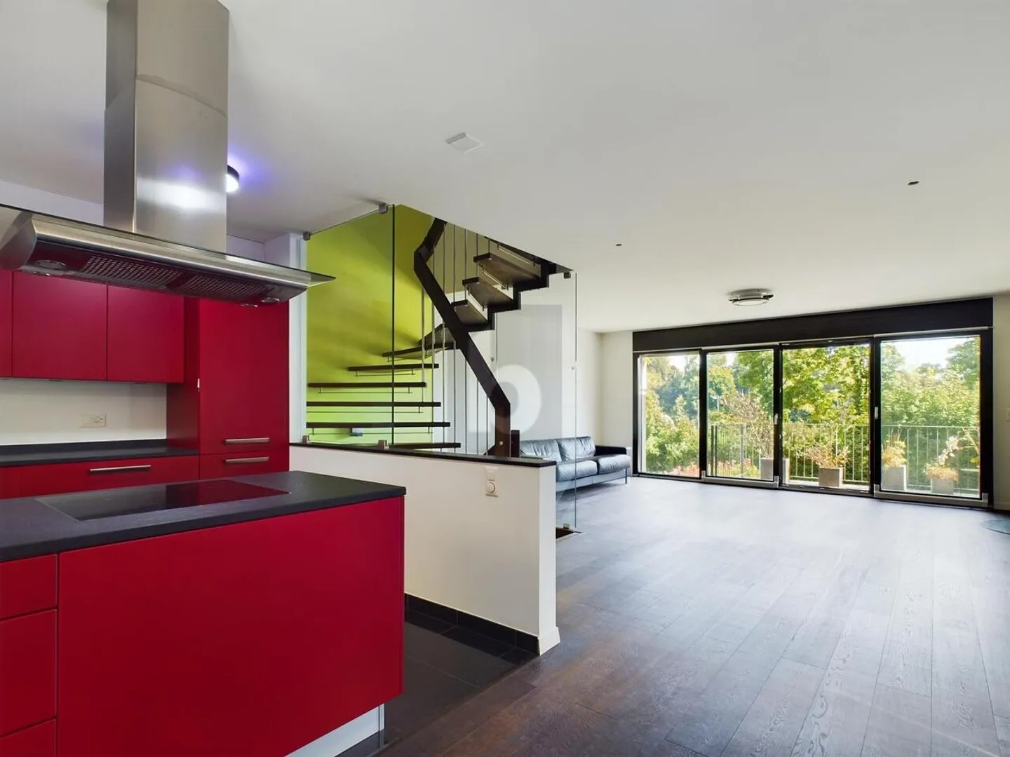 Schöne Volumen in einem Reihenhaus - Foto 2 von 6