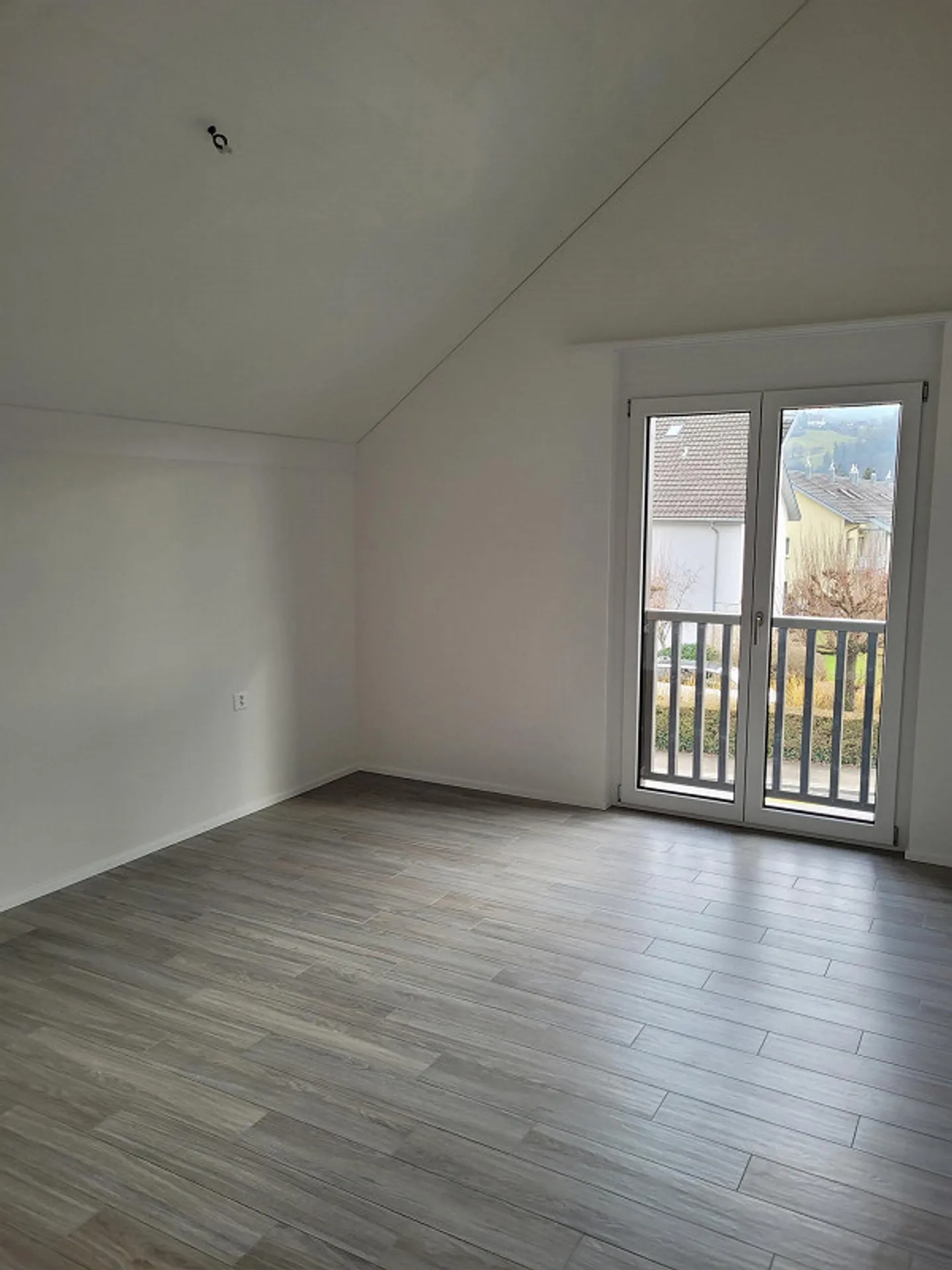 Neues 3,5-Zimmer-Penthouse - Foto 9 von 12