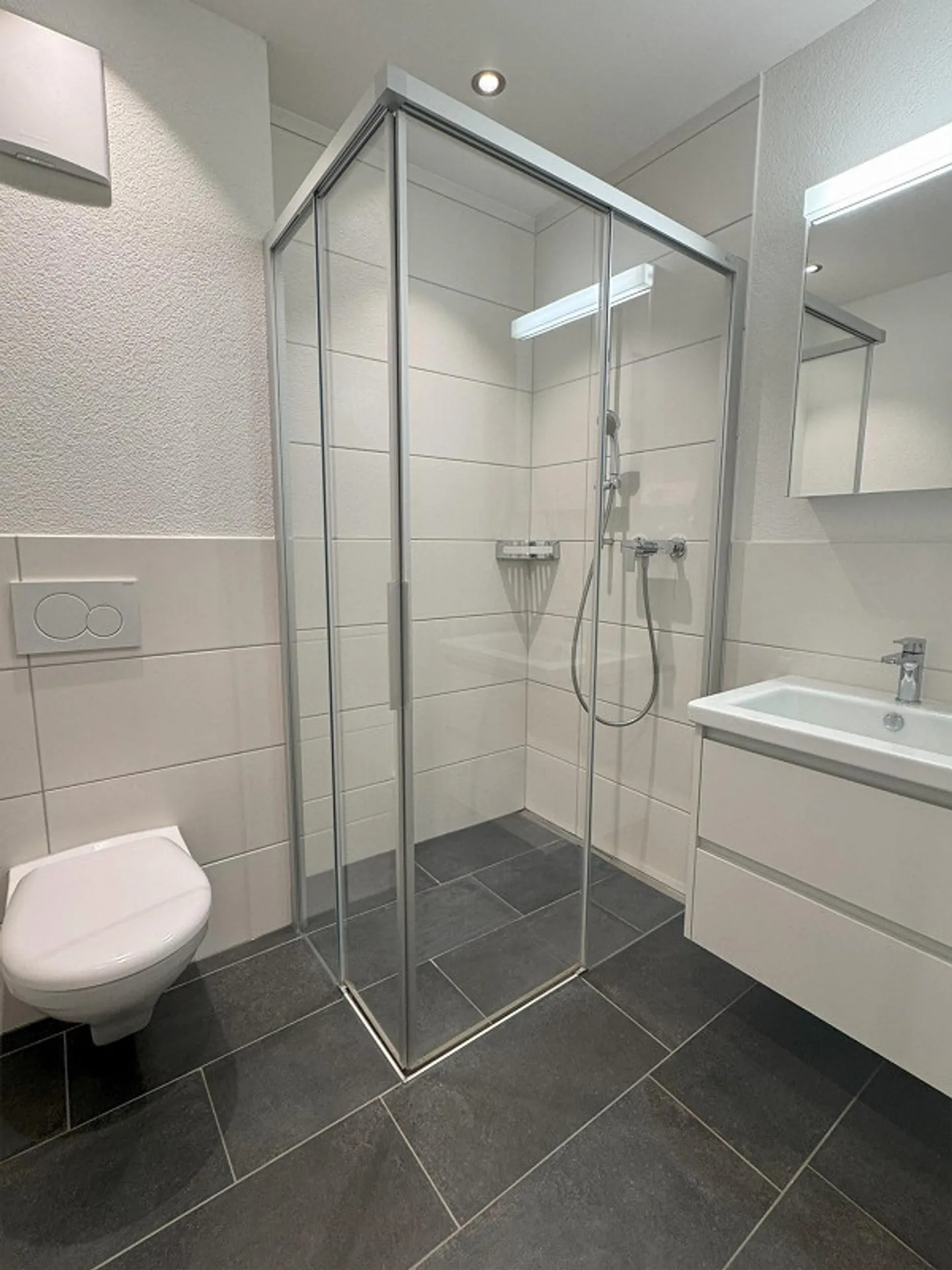 Wohnen an ruhiger Lage mit Seesicht - Foto 6 von 10