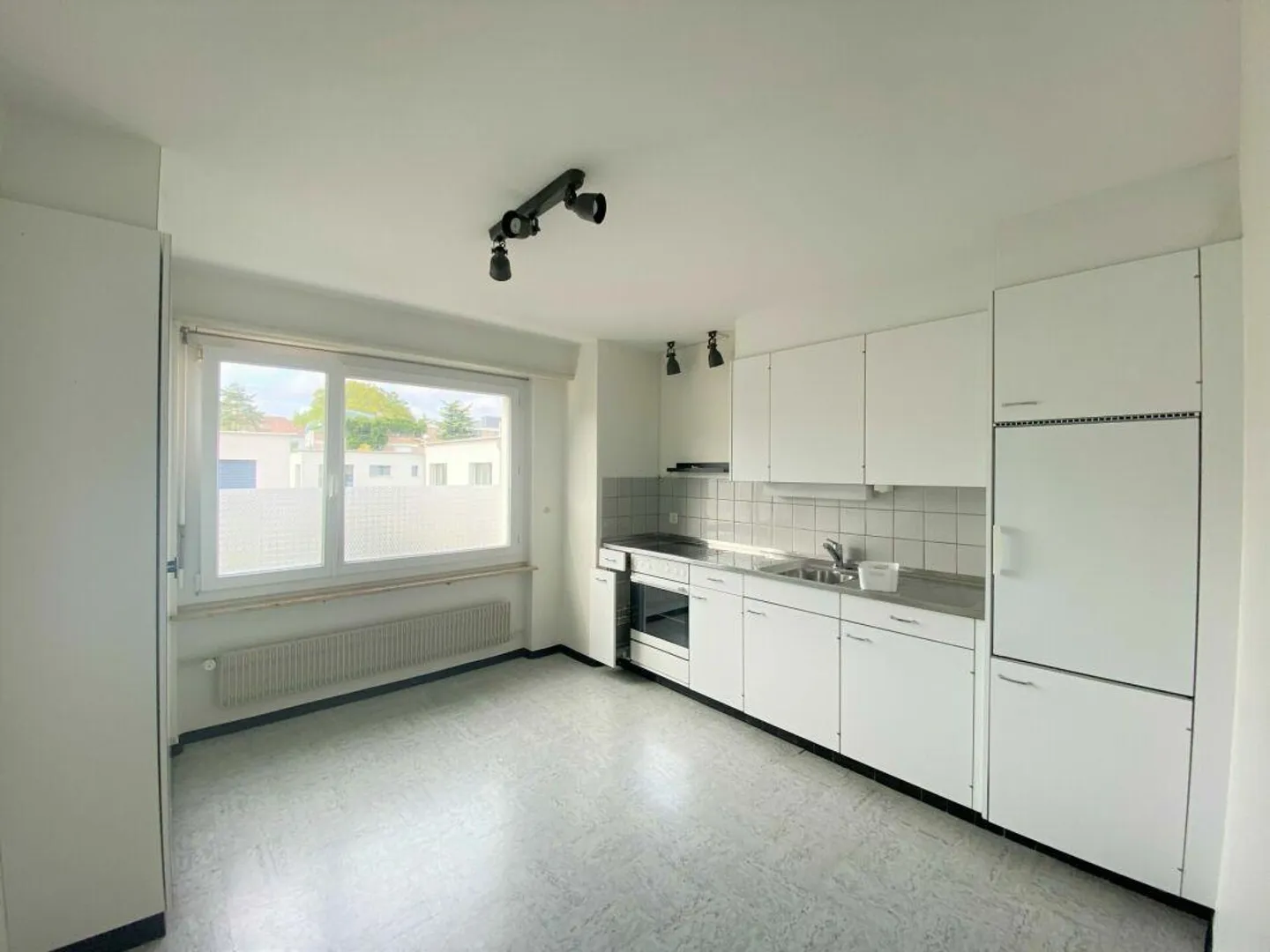 Helle 2.5-Zimmer Wohnung in Pratteln - Foto 2 von 5