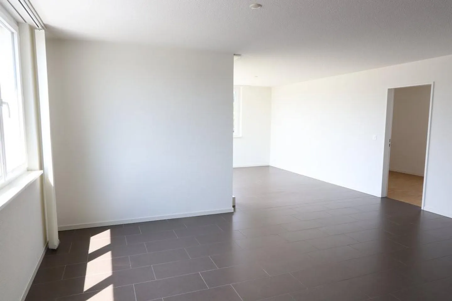 Modernes Apartment in Solothurn - Foto 2 von 12