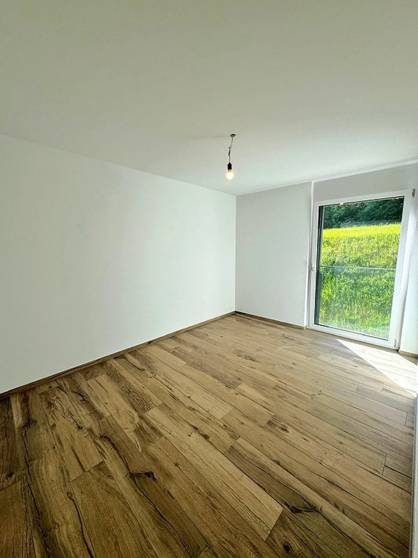 Wohnen an ruhiger Lage mit Seesicht - Foto 4 von 10