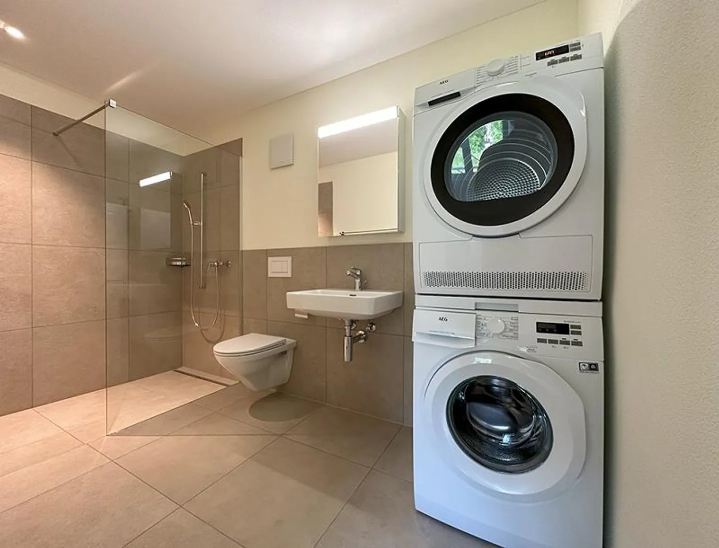 Arriver et se sentir chez soi - Appartement de 3,5 pièces dans la verdure - Photo 5 sur 10