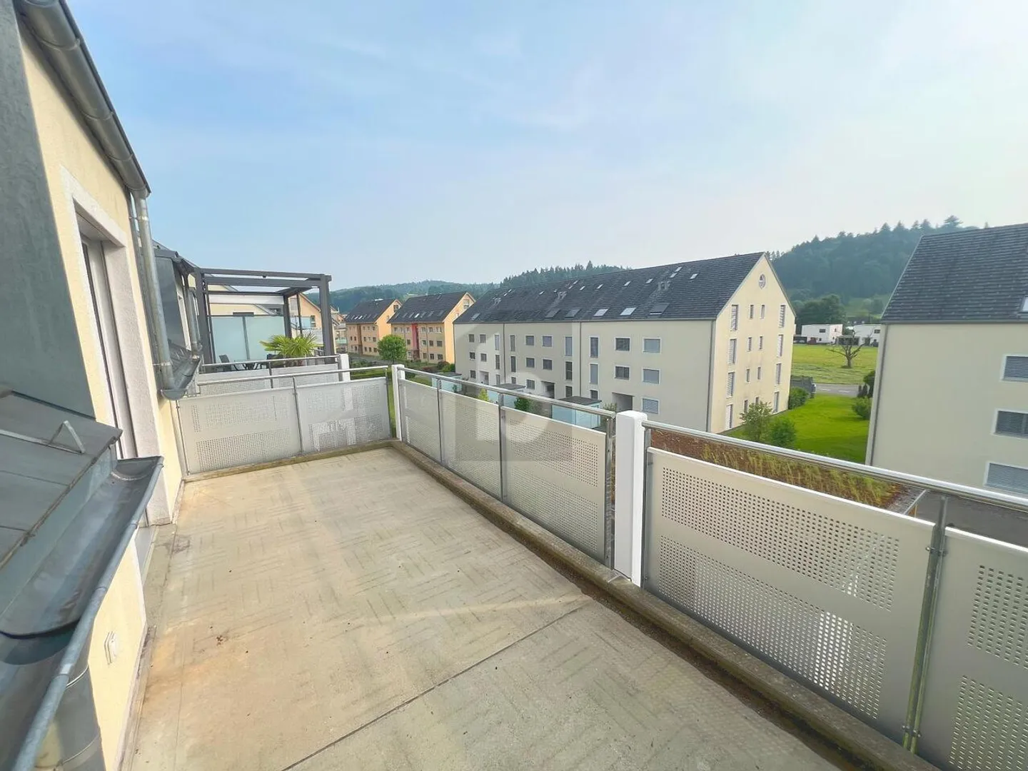 «FAMILIENFREUNDLICH MIT SONNIGEM BALKON!» - Foto 2 von 6