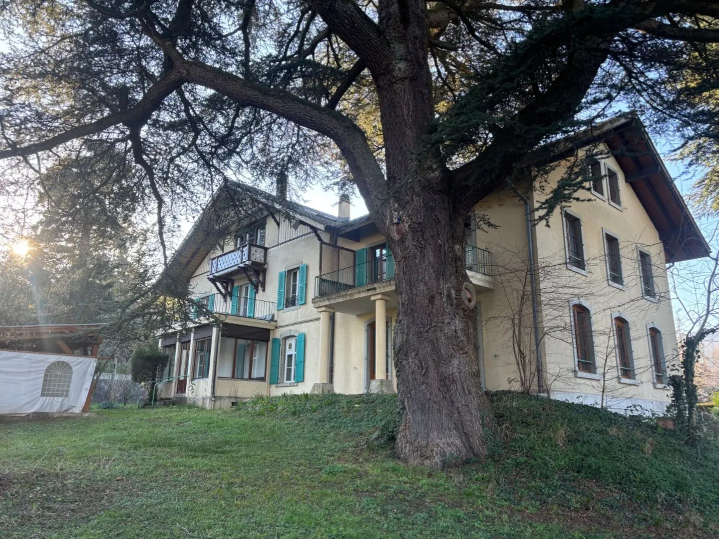 Attractive Shared Accommodations in Colombier - Photo 1 of 3