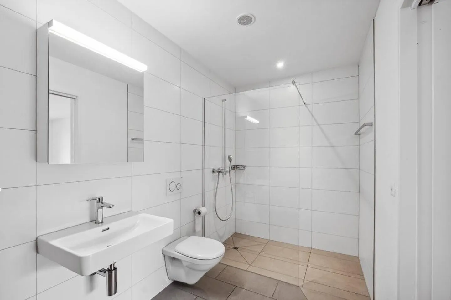 Appartamento moderno e spazioso a Läufelfingen - Foto 6 di 9