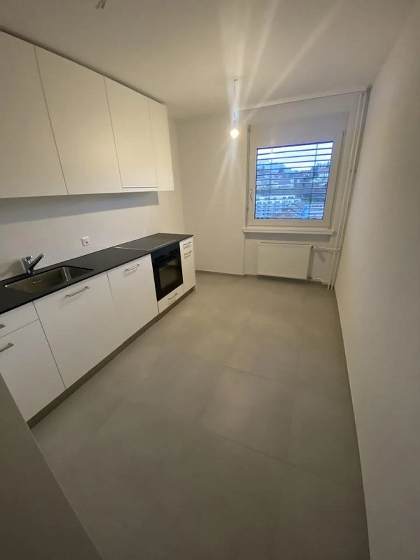 Vollständig renoviert mit Blick auf den See! - Foto 6 von 10