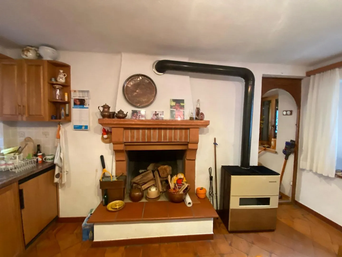 casa nel nucleo di 3 1/2 locali molto tranquilla e vista - Foto 9 di 25