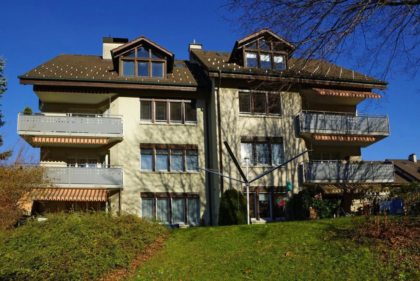 Appartamento 3 1/2 locali con camino - Foto 1 di 5