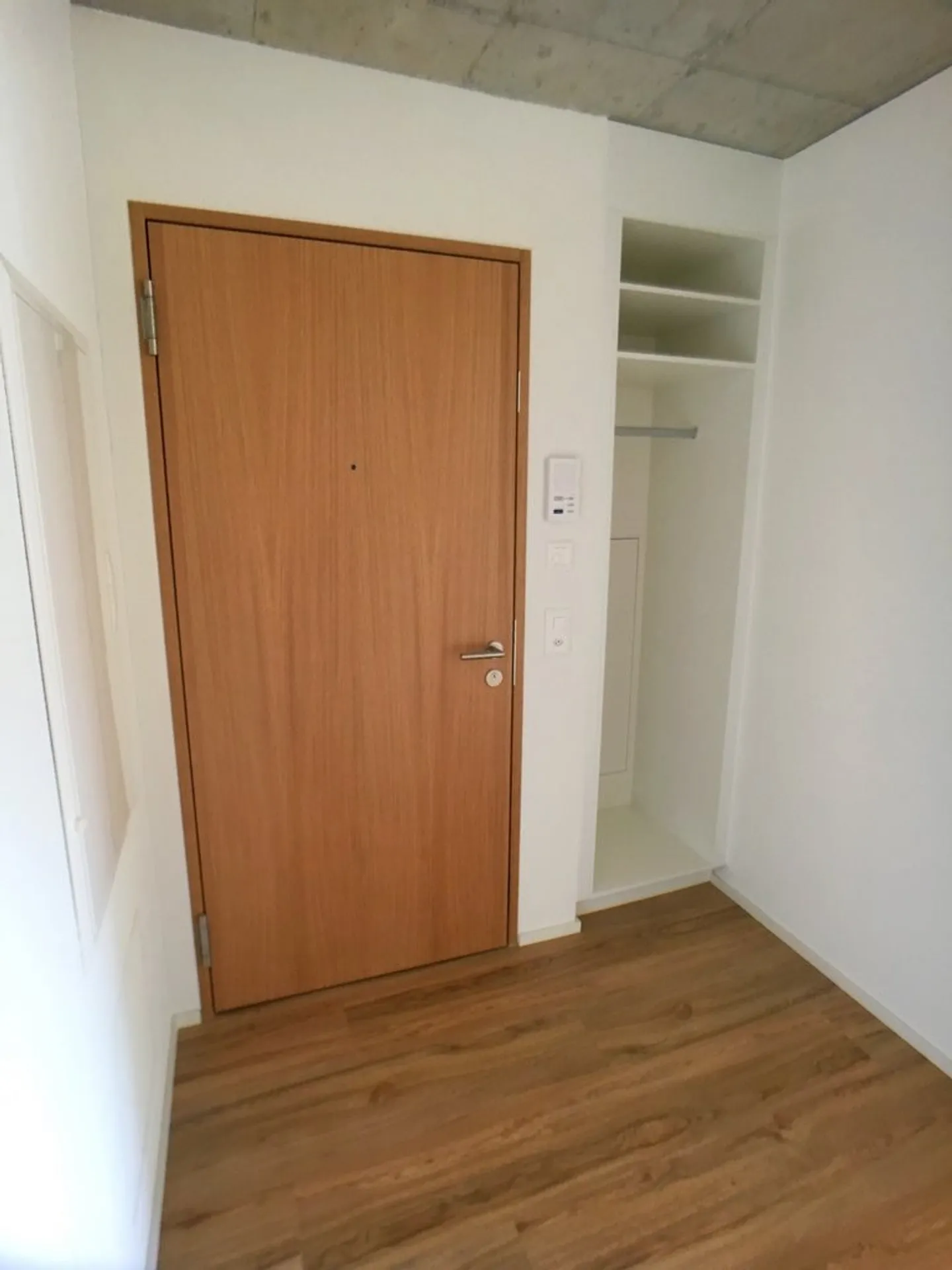 Modernes Apartment mit Dachterrasse - Foto 4 von 7