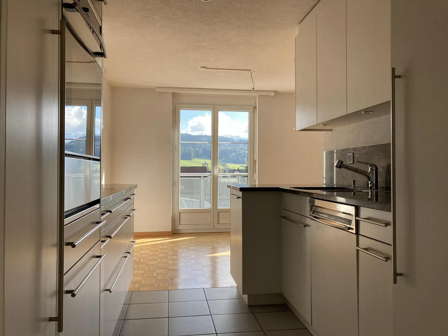 Appartement confortable avec jardin d'hiver - Photo 3 sur 13