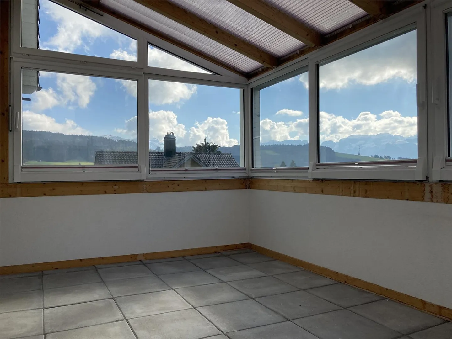 Appartement confortable avec jardin d'hiver - Photo 12 sur 13