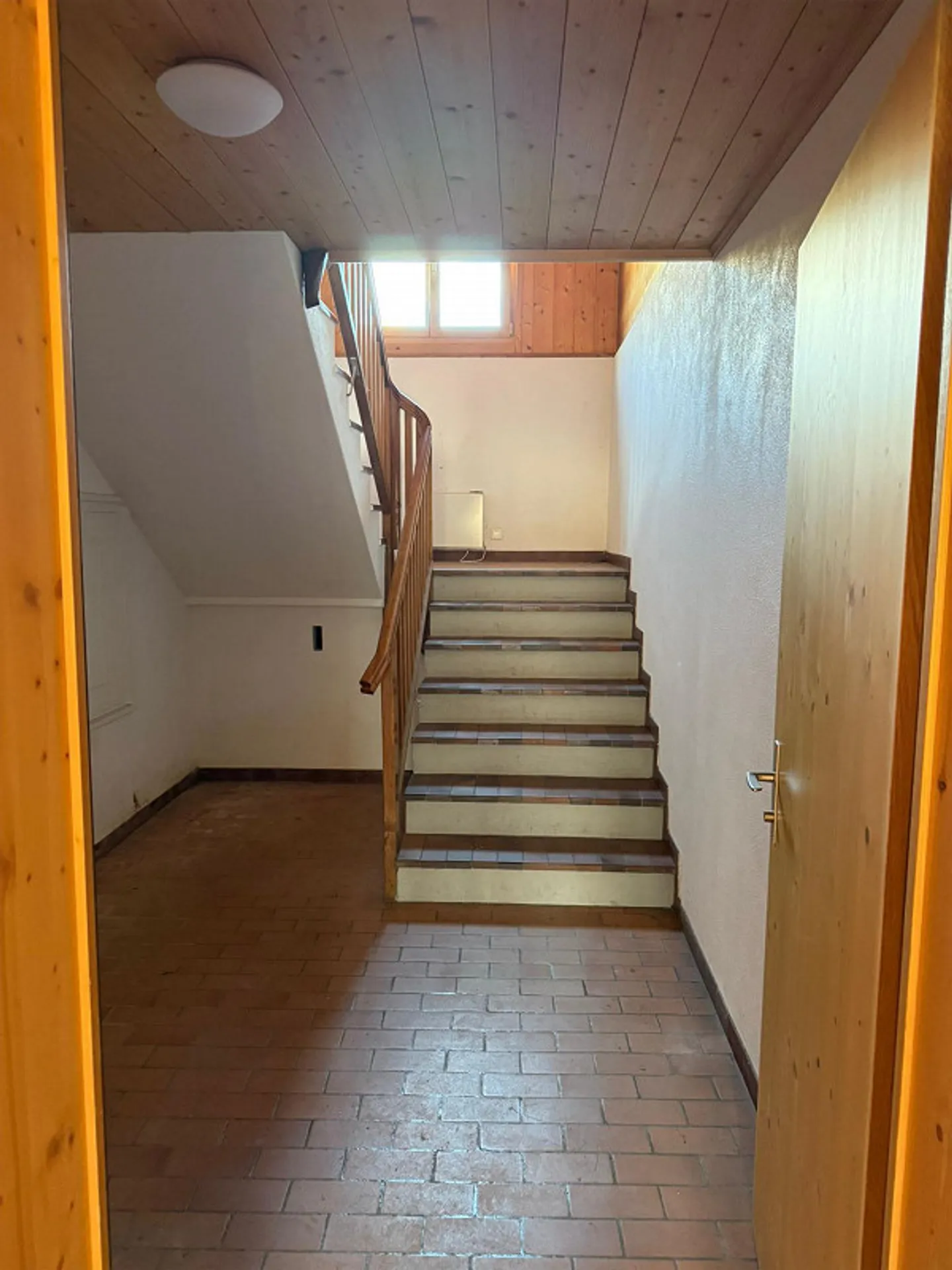 Appartamento accogliente di 3,5 stanze a Zalön, Safien disponibile immediatamente o su appuntamento - Foto 6 di 19