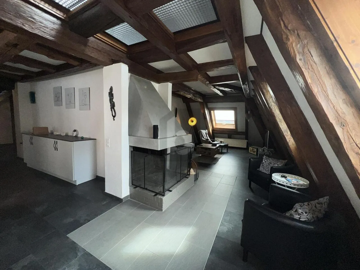 DUPLEX DI UN TIPO INUSUALE - CHARME E SPAZIO - Foto 1 di 6