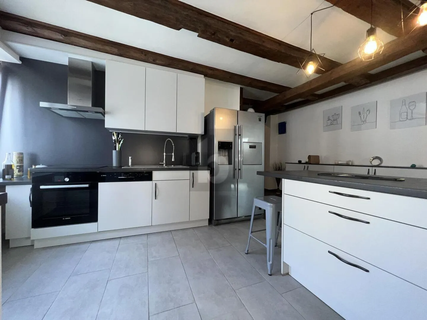 DUPLEX DI UN TIPO INUSUALE - CHARME E SPAZIO - Foto 2 di 6