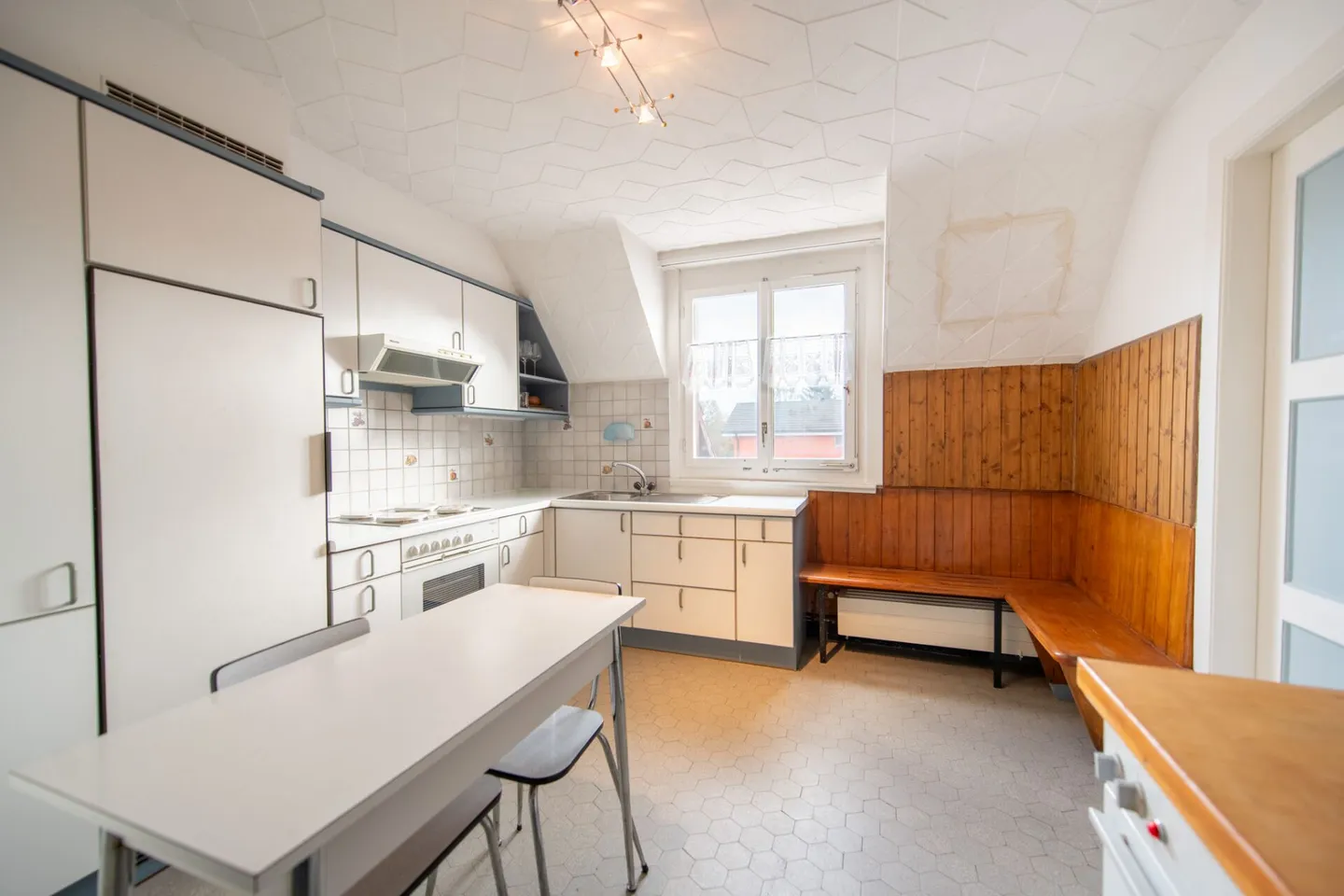 Maison attrayante à deux familles avec grand jardin - idéale pour les familles ou la vie intergénérationnelle - Photo 13 sur 28