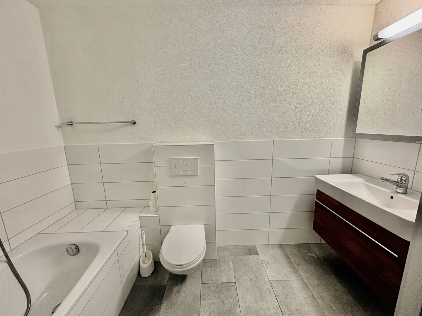 Appartamento al piano terra di 2,5 stanze con grande giardino a Gipf-Oberfrick - Foto 8 di 9