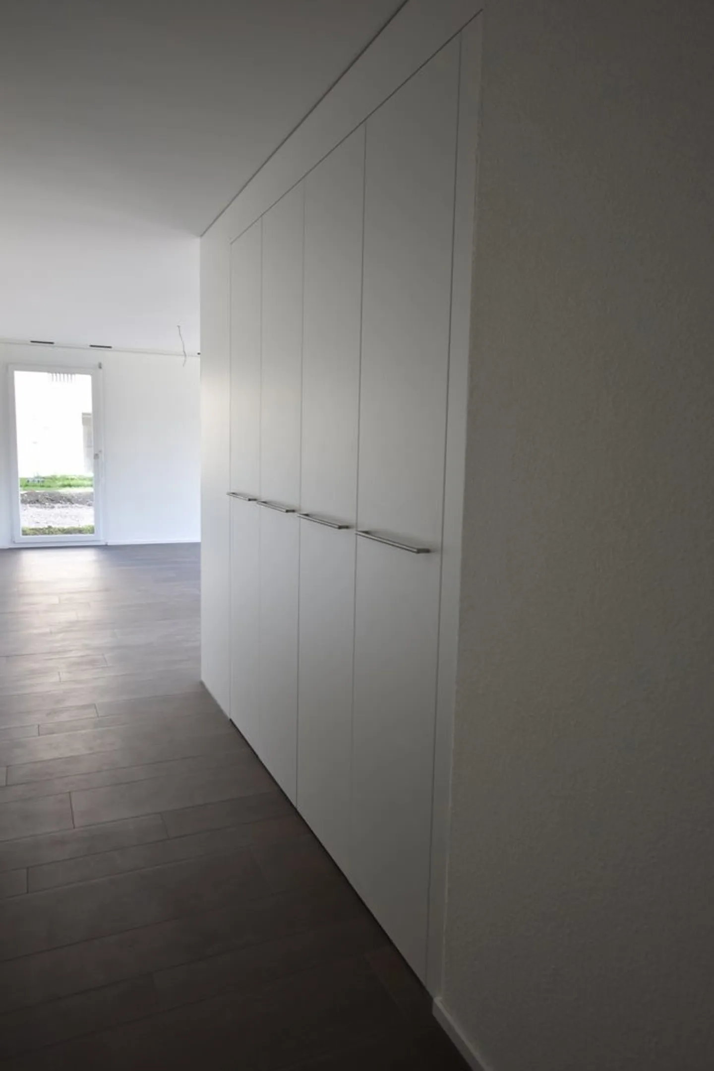 Modern Ground Floor Apartment with Garden Seating Area - Photo 4 of 10