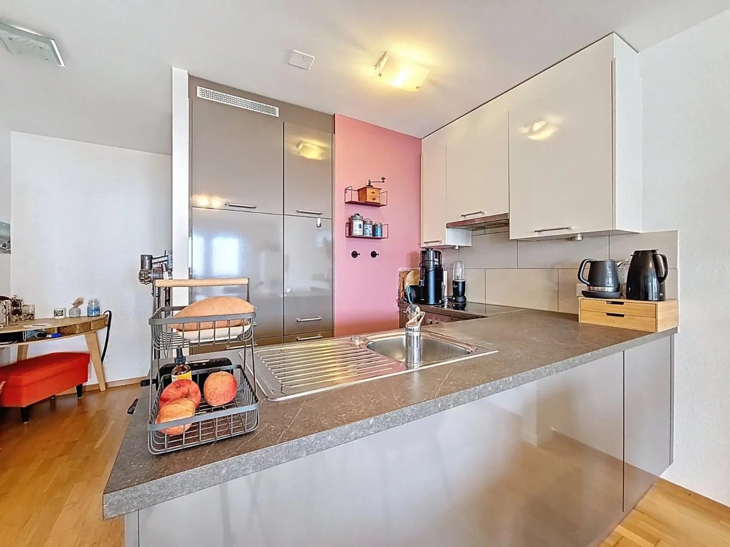 Pretty 3-room apartment just steps from the quays - Photo 5 of 8