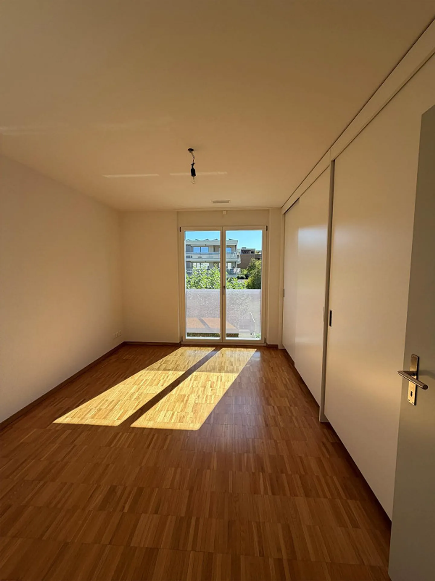 Bright apartment with sunny balcony - Photo 9 of 11