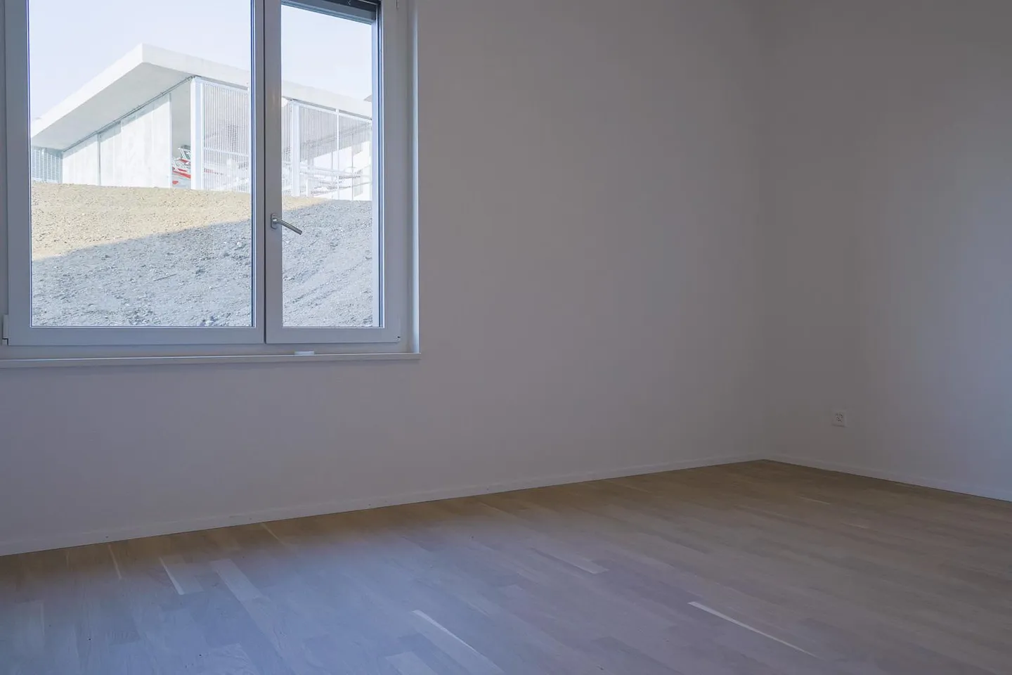 Last Chance - MINERIS - Modern 3.5-Room Apartment - Photo 7 of 7