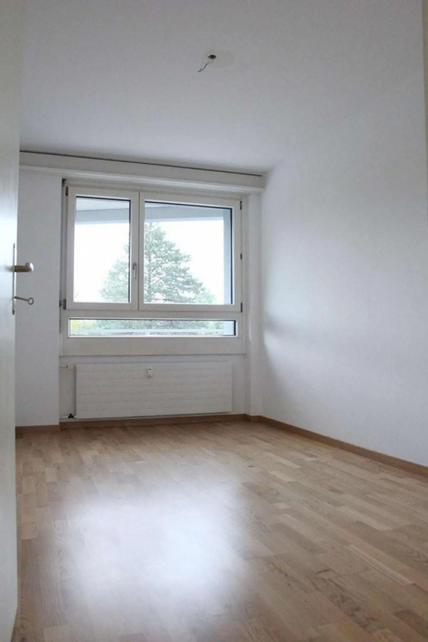 Living with a View - Your New Home in the Best Location in Solothurn - Photo 4 of 9