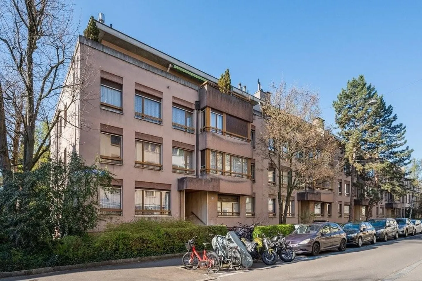 Large and bright 3.5-room apartment - Photo 1 of 11