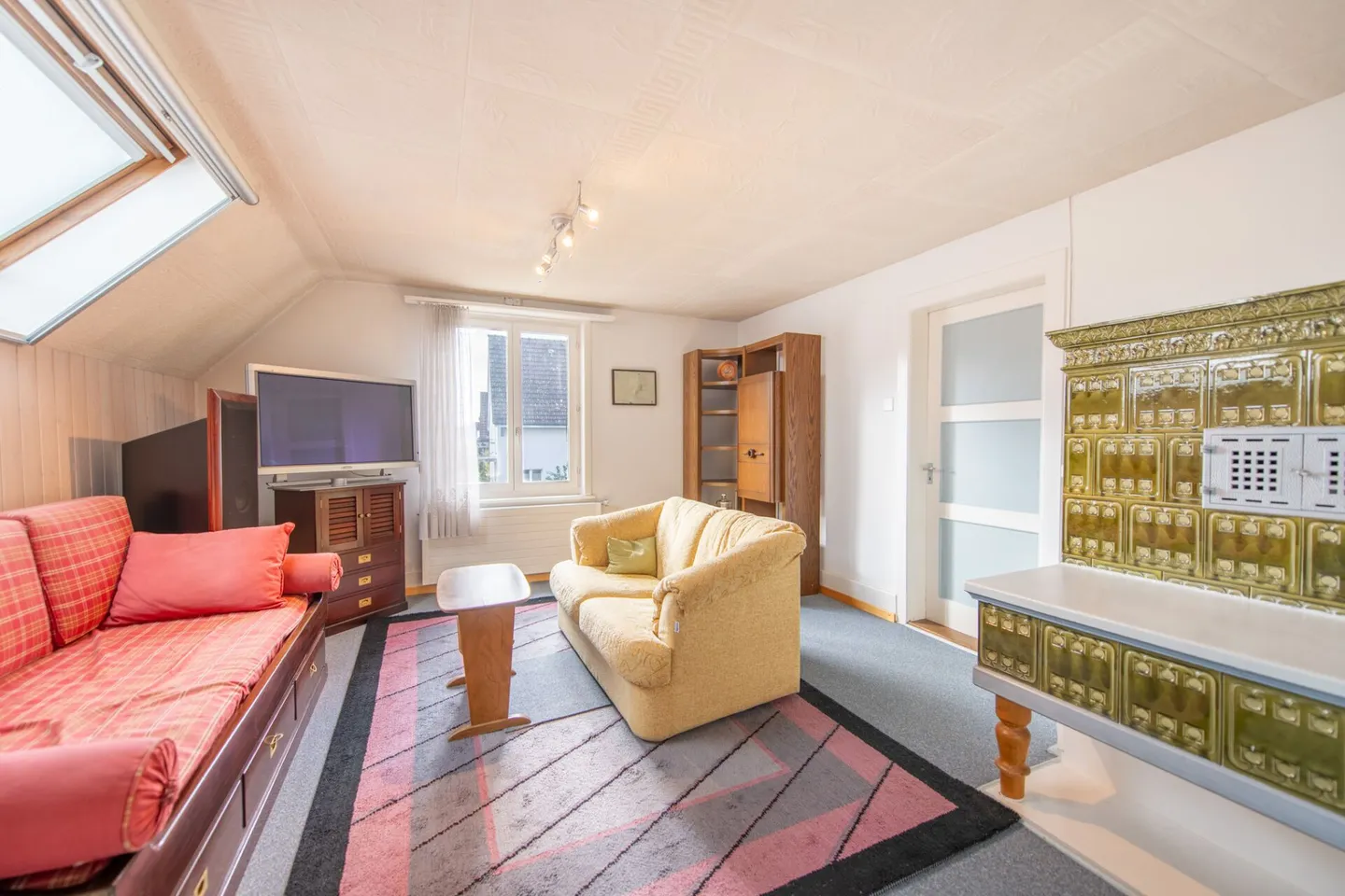 Maison attrayante à deux familles avec grand jardin - idéale pour les familles ou la vie intergénérationnelle - Photo 14 sur 28