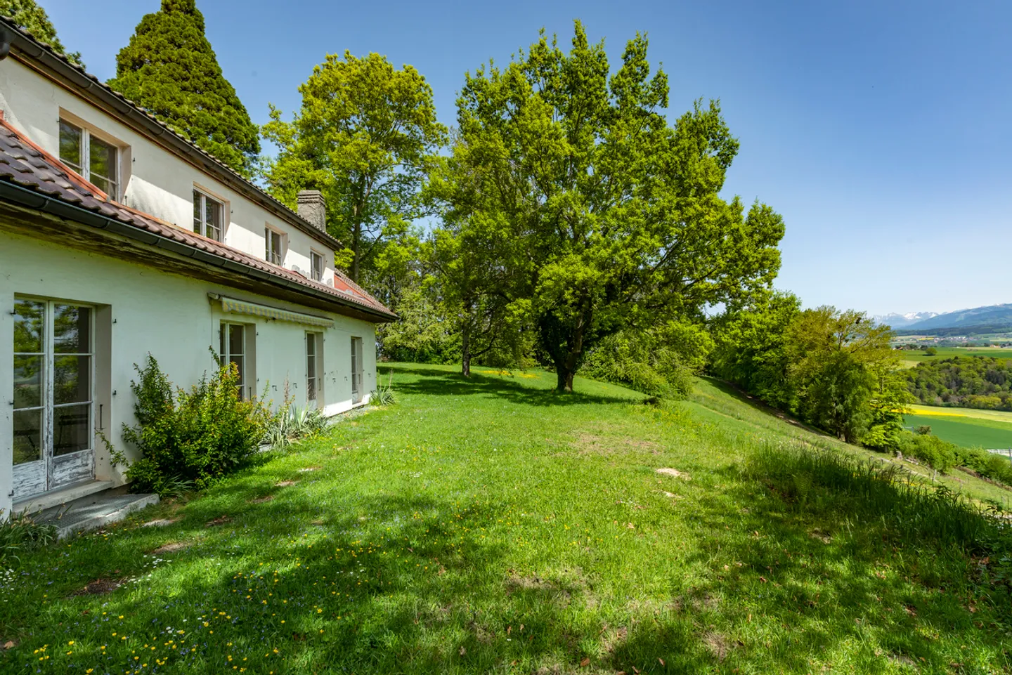 Villa Incantevole a Neyruz - Foto 1 di 13